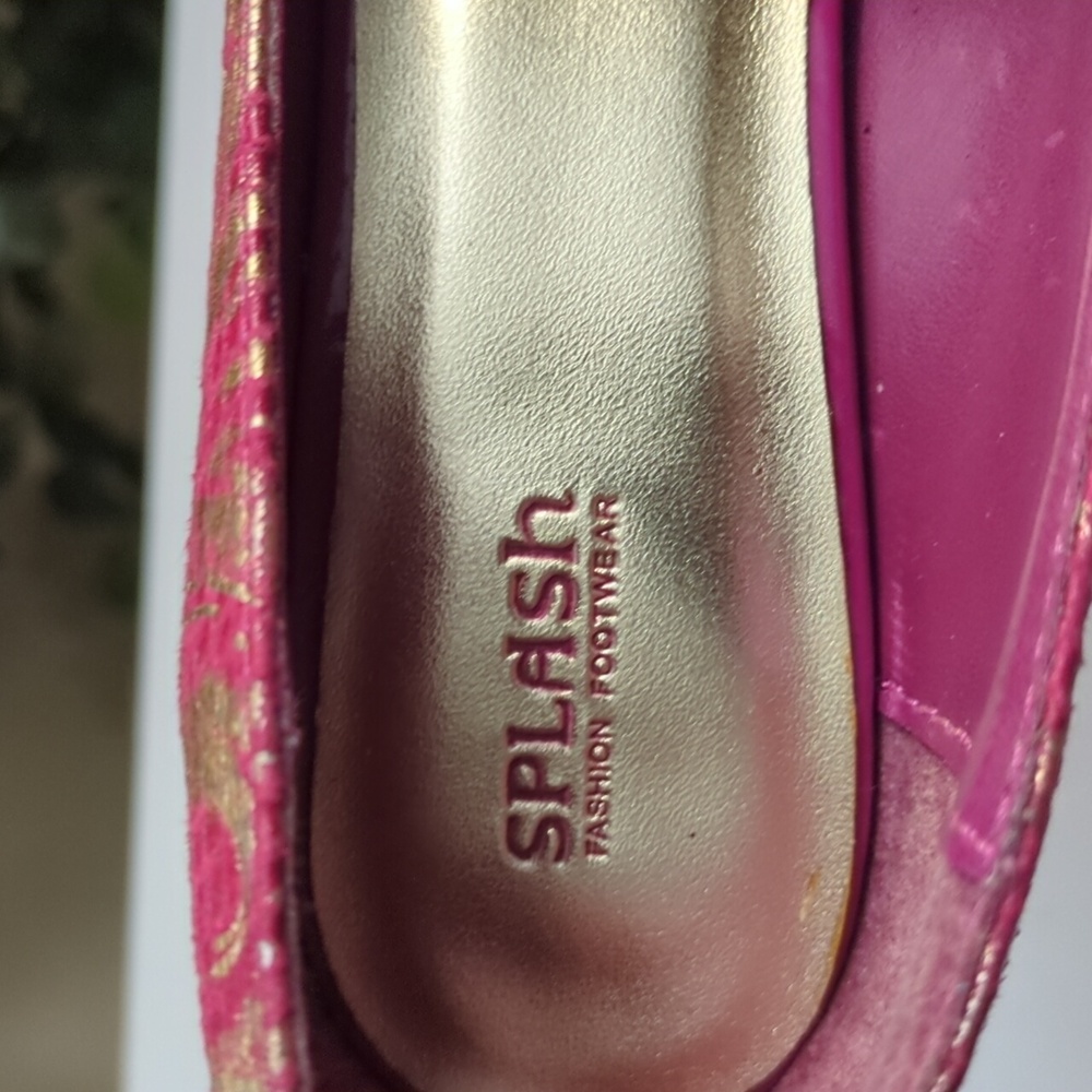 💥SALE💥Splash Pink and Gold Patterned Women's Heels - Picture 10 of 11